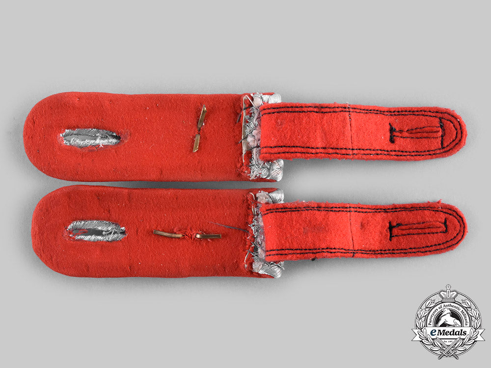 germany,_luftwaffe._a_group_of_luftwaffe_flak/_artillery_oberleutnant_rank_insignia,_from_the_estate_of_leopold_guggenberger__emd4685_c20_02335_1