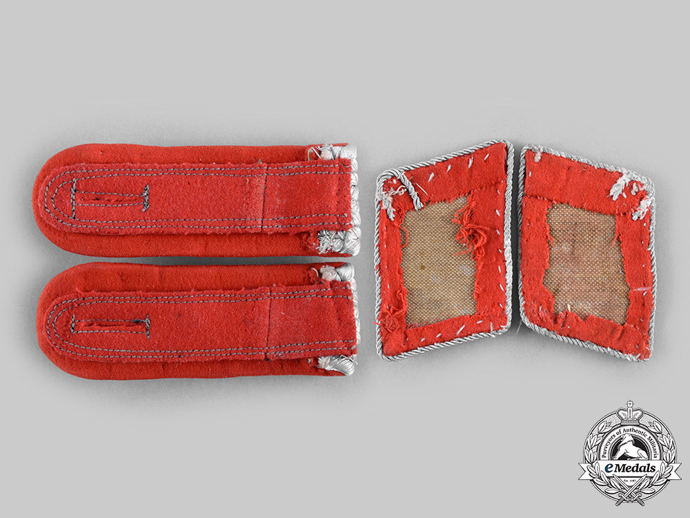 germany,_luftwaffe._a_group_of_luftwaffe_flak/_artillery_oberleutnant_rank_insignia,_from_the_estate_of_leopold_guggenberger__emd4690_c20_02334_1