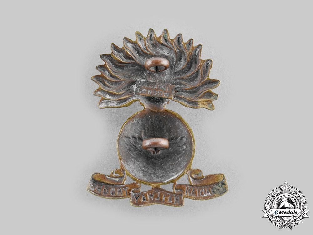 canada,_cef._a_canadian_railway_troops_cap_badge,_grenade_design,_by_j.r.gaunt__emd6049_c20_02230