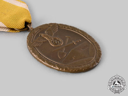 germany,_wehrmacht._a_west_wall_medal__emd8253