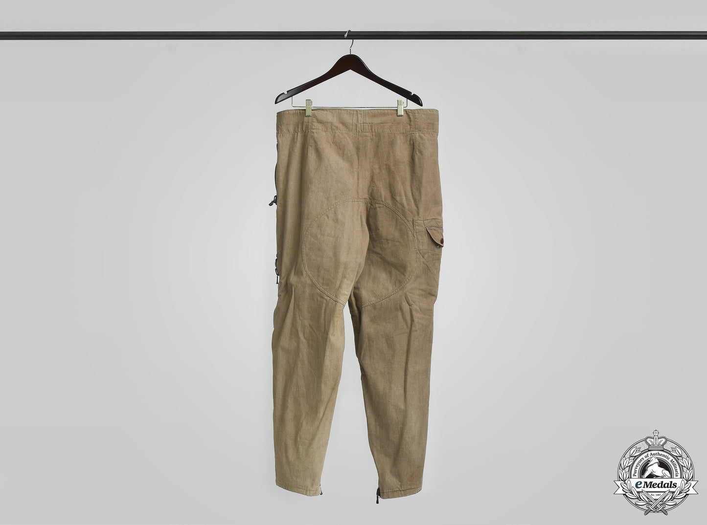 germany,_luftwaffe._a_two-_piece_channel_flight_suit_by_karl_heisler_emd_1377_m20_0935_1