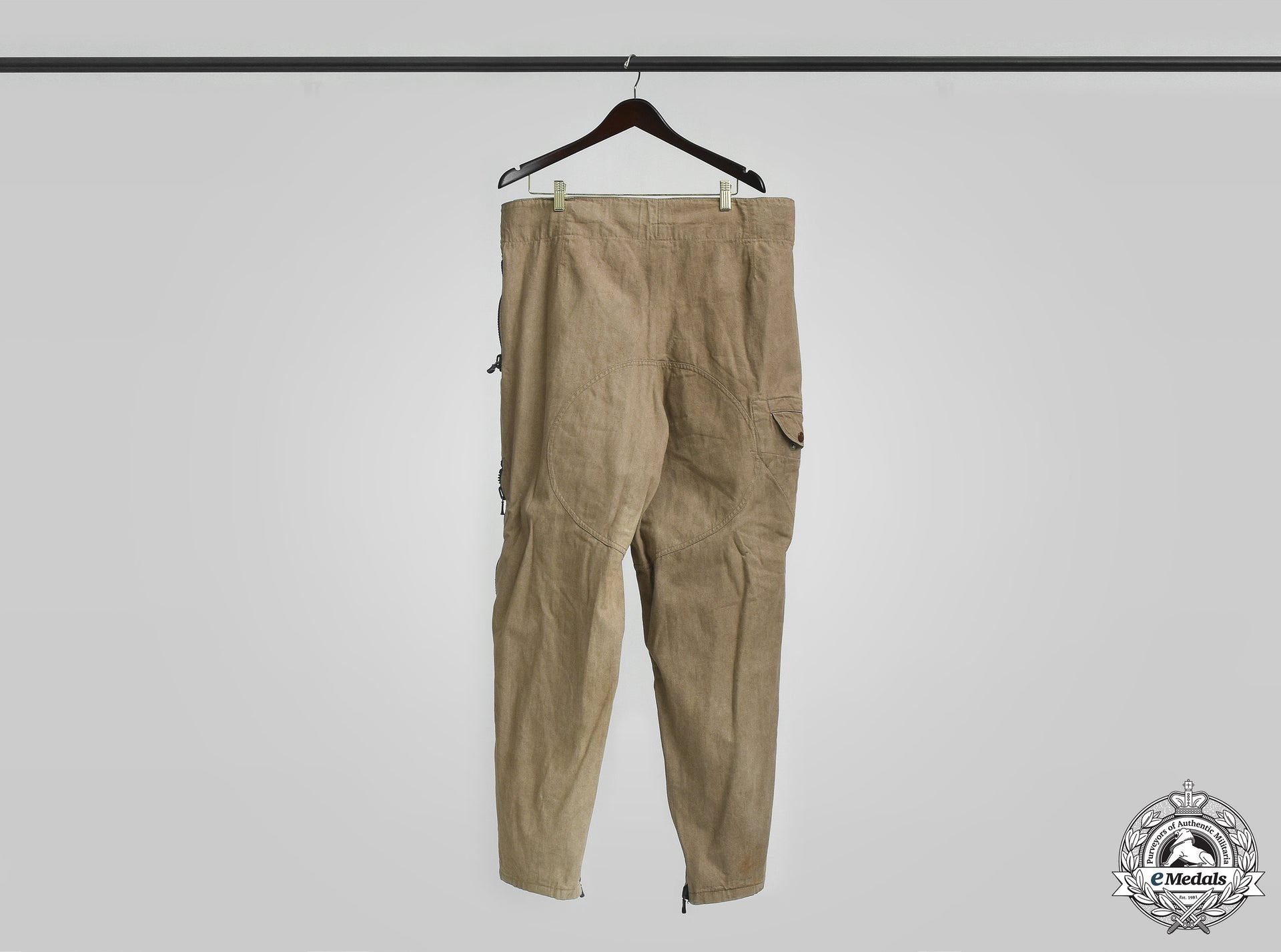 germany,_luftwaffe._a_two-_piece_channel_flight_suit_by_karl_heisler_emd_1377_m20_0935_1