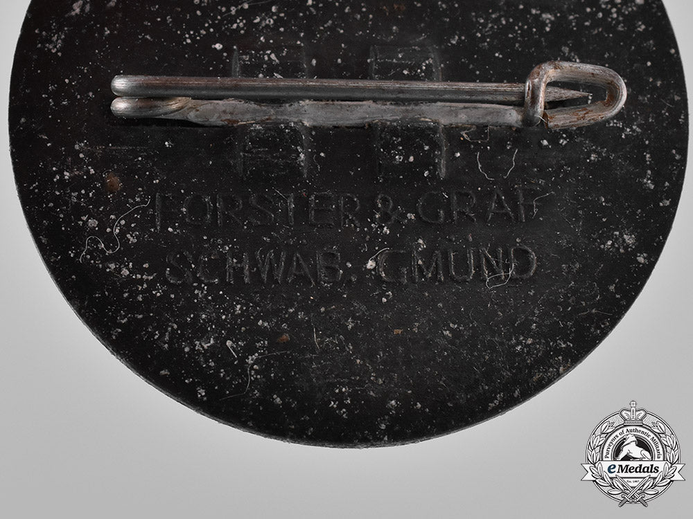 germany._a_grouping_of_commemorative_badges_emd_3907