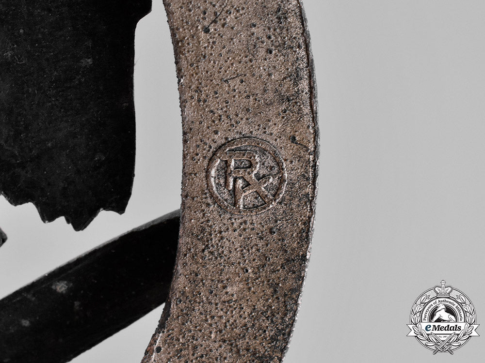 germany,_wehrmacht._a_general_assault_badge,_special_grade“25”,_by_rudolf_karneth&_söhne_emd_7760