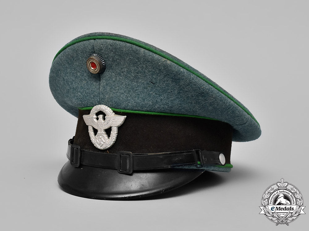 germany._a_protection_police_nco’s_visor_cap,_by_abert_kempf_emd_8763_2_