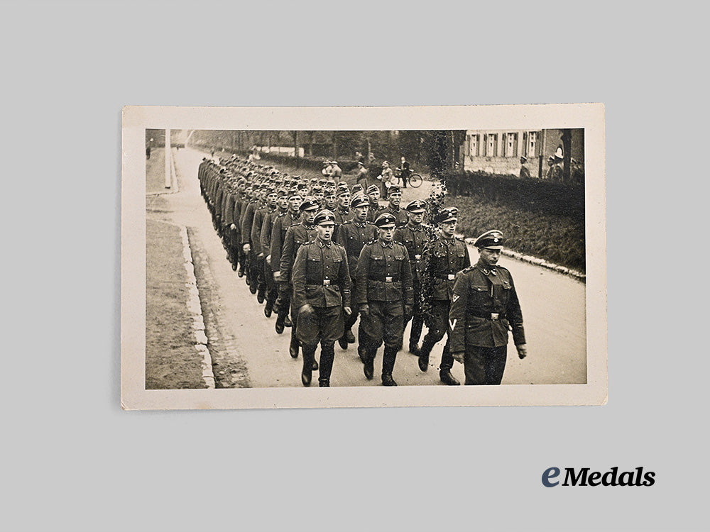 germany,_s_s._a_lot_of_wartime_waffen-_s_s_photos_with_rare_awards_and_insignia_e_medals__m0405-108_7