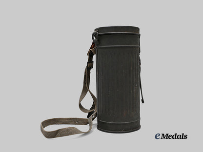 germany,_wehrmacht._an_m30_gas_mask,_with_canister_e_medals__g62679_2