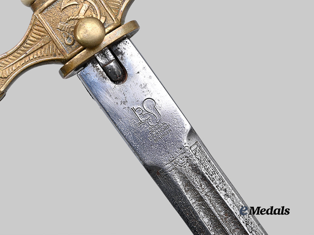 germany,_kriegsmarine._an_officer’s_dress_dagger,_by_carl_eickhorn_e_medals__g62759_9