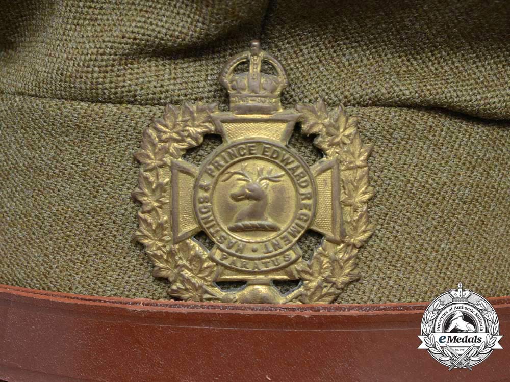 a_second_war_hastings&_prince_edward_regiment_officer's_visor_cap_f_013_1