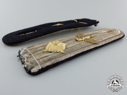 a_set_of_second_war_kriegsmarine_costal_artillery_oberleutnant’s_shoulder_boards_f_062