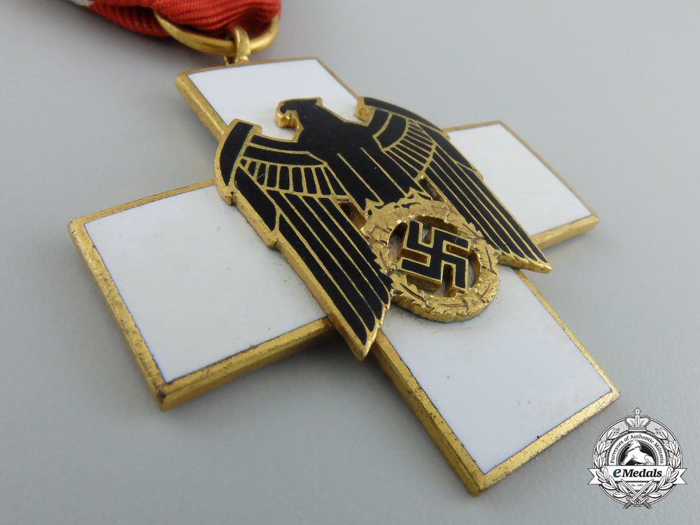 a_german_social_welfare_decoration;_third_class_f_098