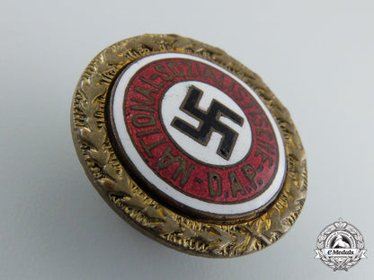 an_nsdap_golden_party_badge;_small_version_to_arthur_backert_f_102