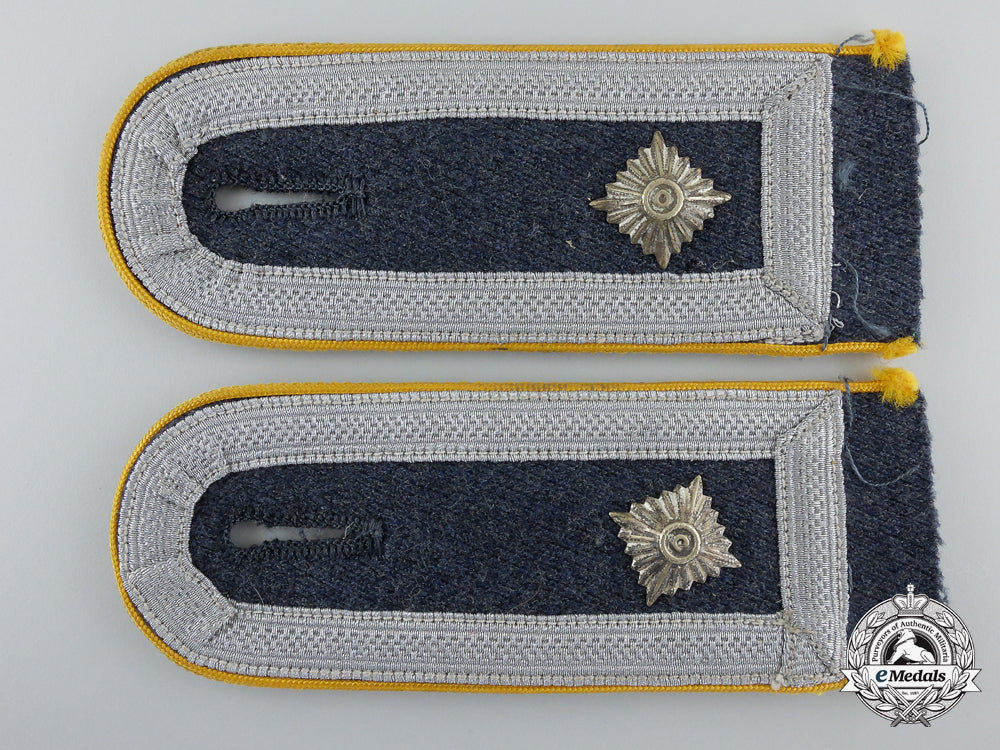 a_pair_of_luftwaffe_flight/_paratrooper_feldwebel’s_shoulder_boards_f_117