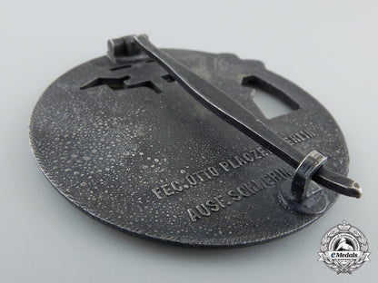 a_kriegsmarine_blockade_runner_badge_by_schwerin,_berlin_f_143