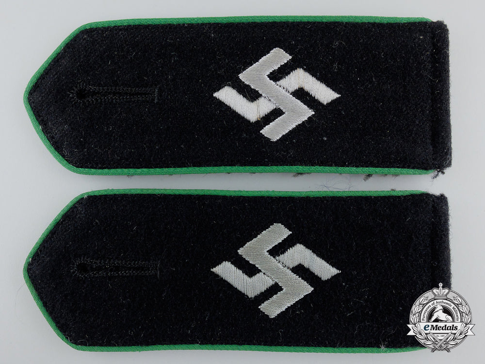 an_sd/_schutzmannschaften_pair_of_shoulder_straps_for_police_schuma_units_f_303