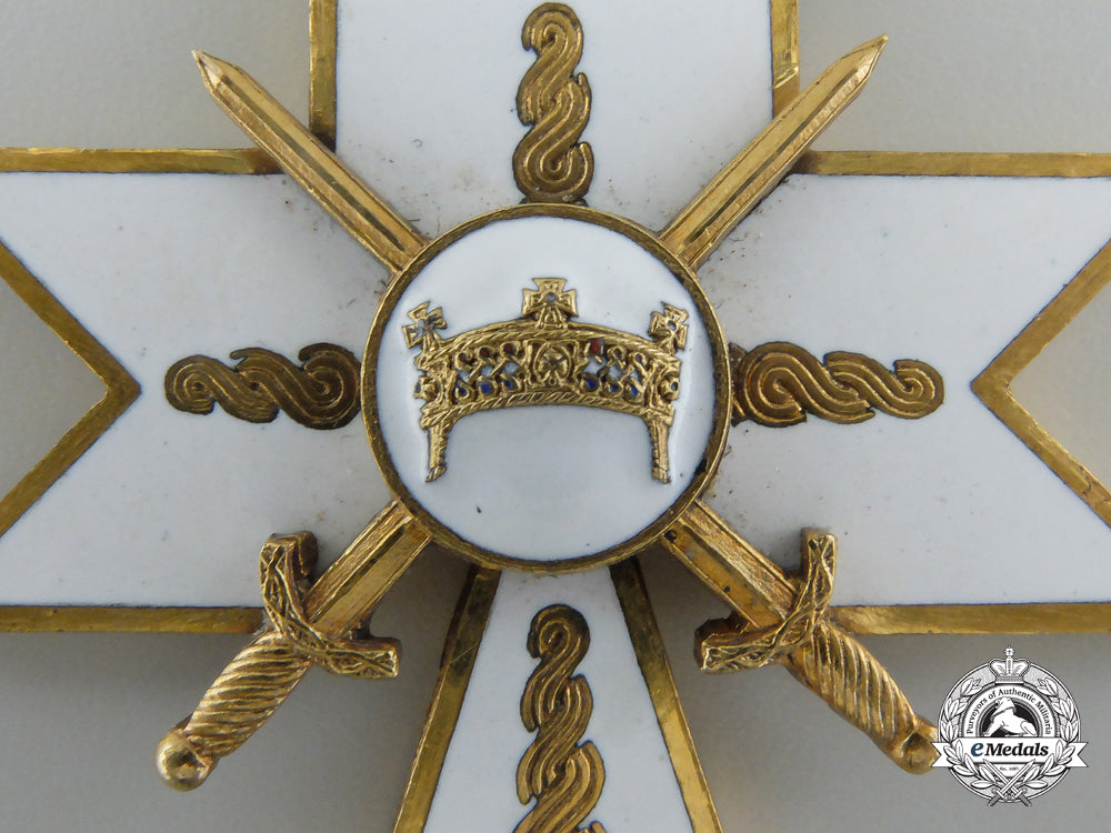 croatia,_independent_state._order_of_king_zvonimir's_crown;1_st_class_with_swords_in_case_f_580_2_1_1_1