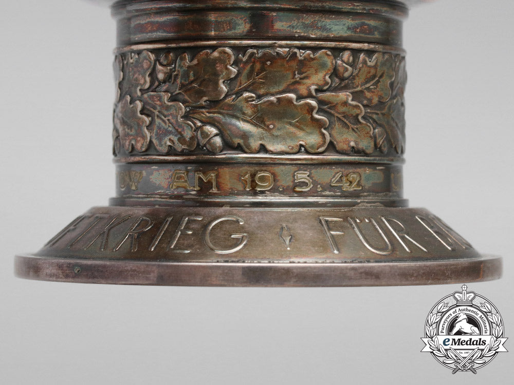 an_honour_goblet_to_dkg_recipient&_battle_of_britain_participant_f_962_1