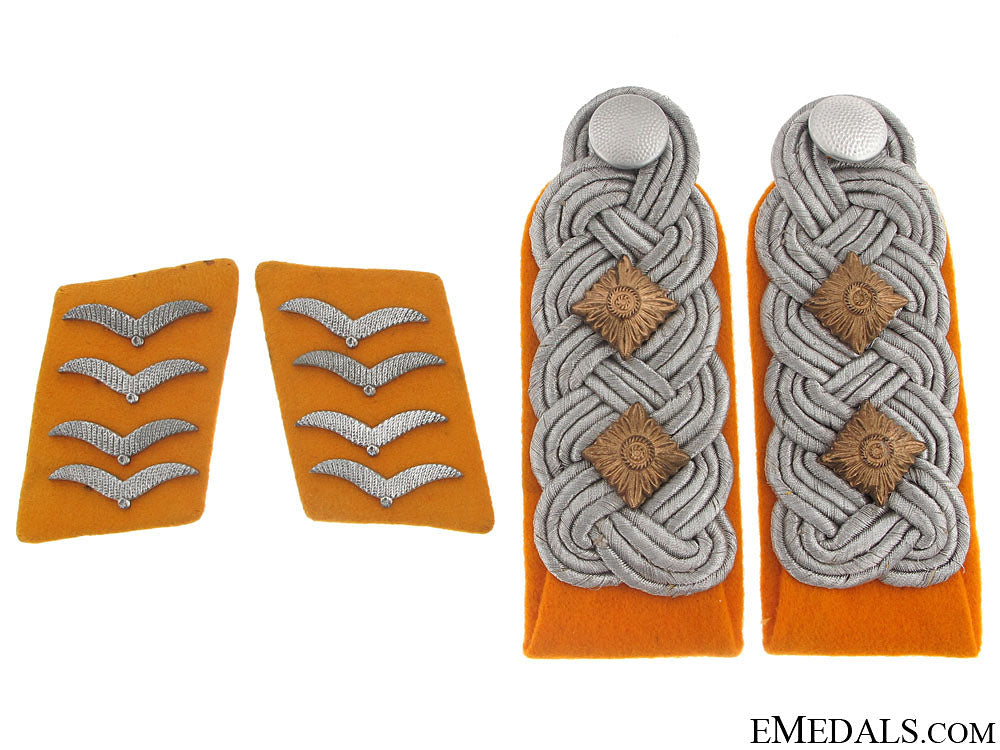 flight_oberst_collar_tabs&_shoulder_boards_flight_oberst_co_508fce41adc4f