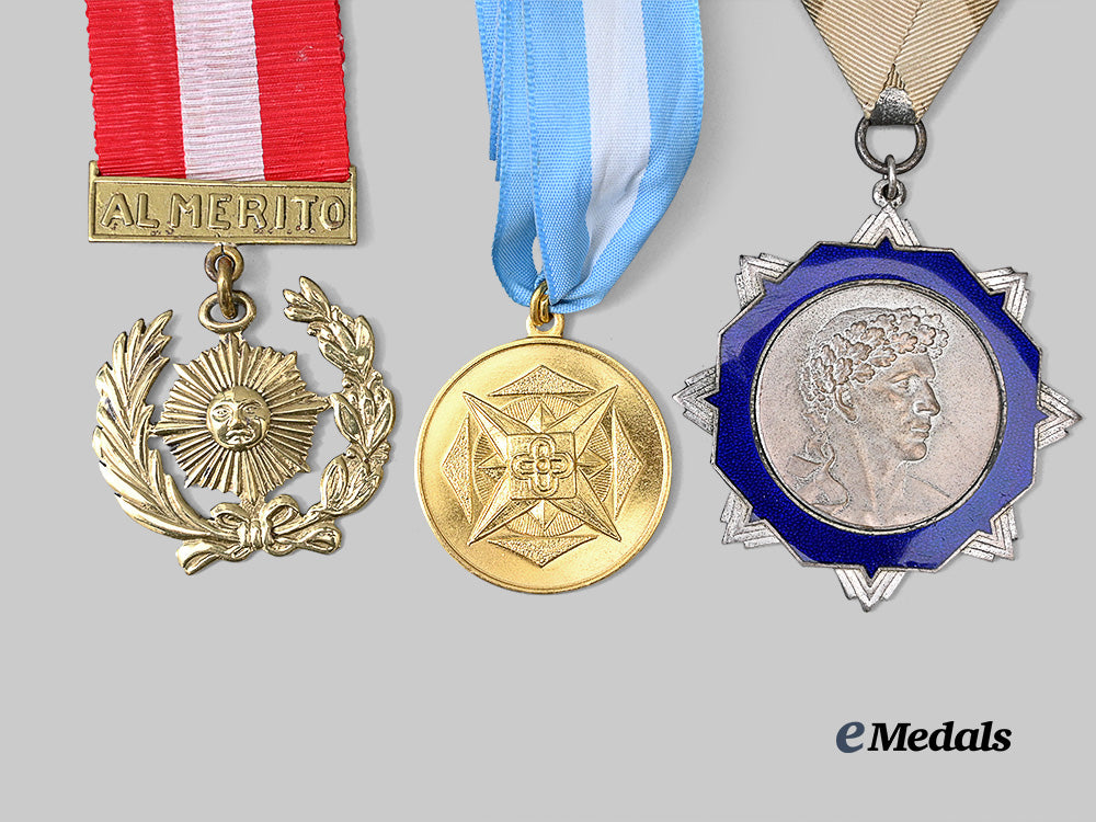 international._a_lot_of_seven_miscellaneous_awards_e_medals__w8659_3
