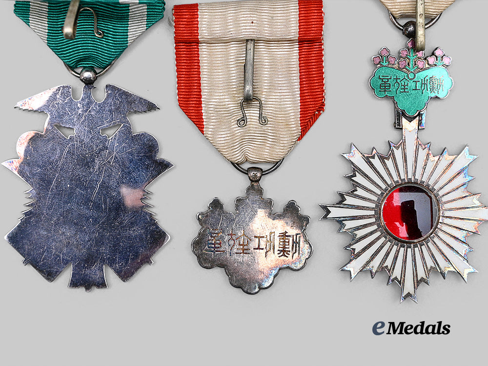 japan,_empire._a_lot_of_three_orders_e_medals__m0625-130_8