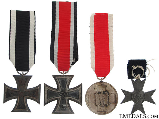 four_german_wwii_awards_four_german_wwii_51129a5bca857