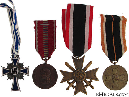 four_wwii_period_awards_four_wwii_period_517fd93cea090