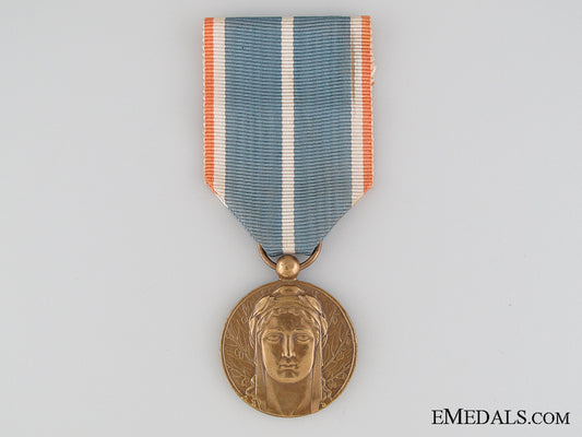 french_veterans_of_the_rhineland_and_the_ruhr_medal_french_veterans__52f0ee34b2397