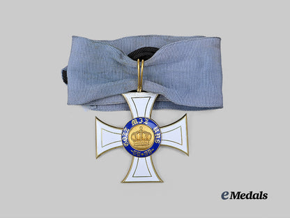 prussia,_kingdom._a_rare_order_of_the_crown,_i_i_class_cross_in_gold,_by_zehn_e_medals__g62715_2