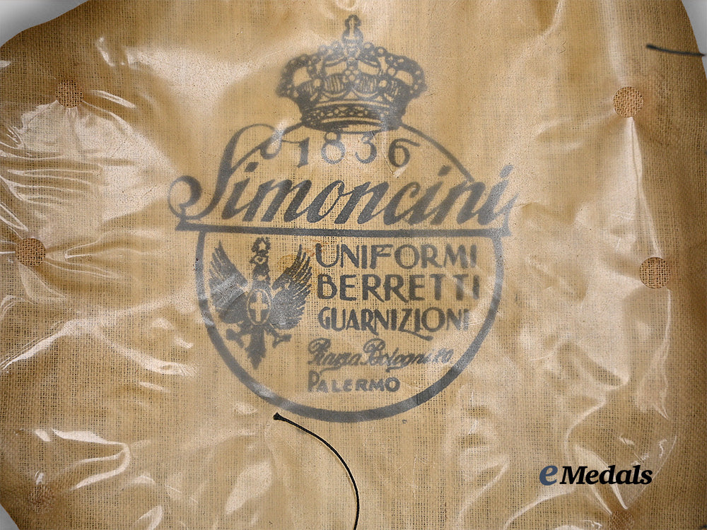 italy,_kingdom._a_royal_army_musicians_visor,_by_simoncini,_palermo_e_medals__e_u24830_8