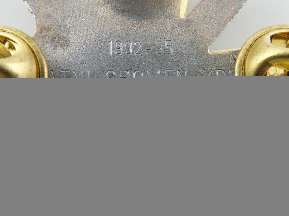 a_herceg-_bosna(_former_croat_territory_of_bosnia-_herzegovina)_war_memorial_cross1992-1995_g_014