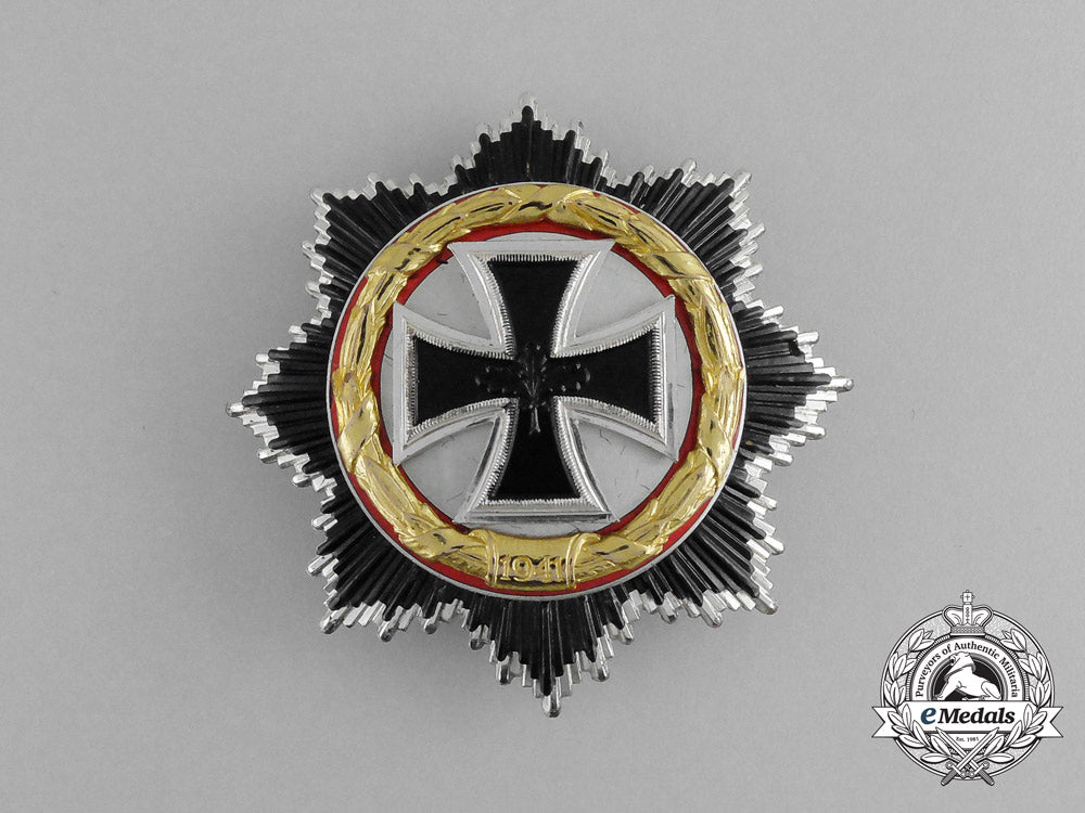 a_german_cross_in_gold_in_its_case_of_issue;1957_version_by_steinhauer&_lück_g_124_1