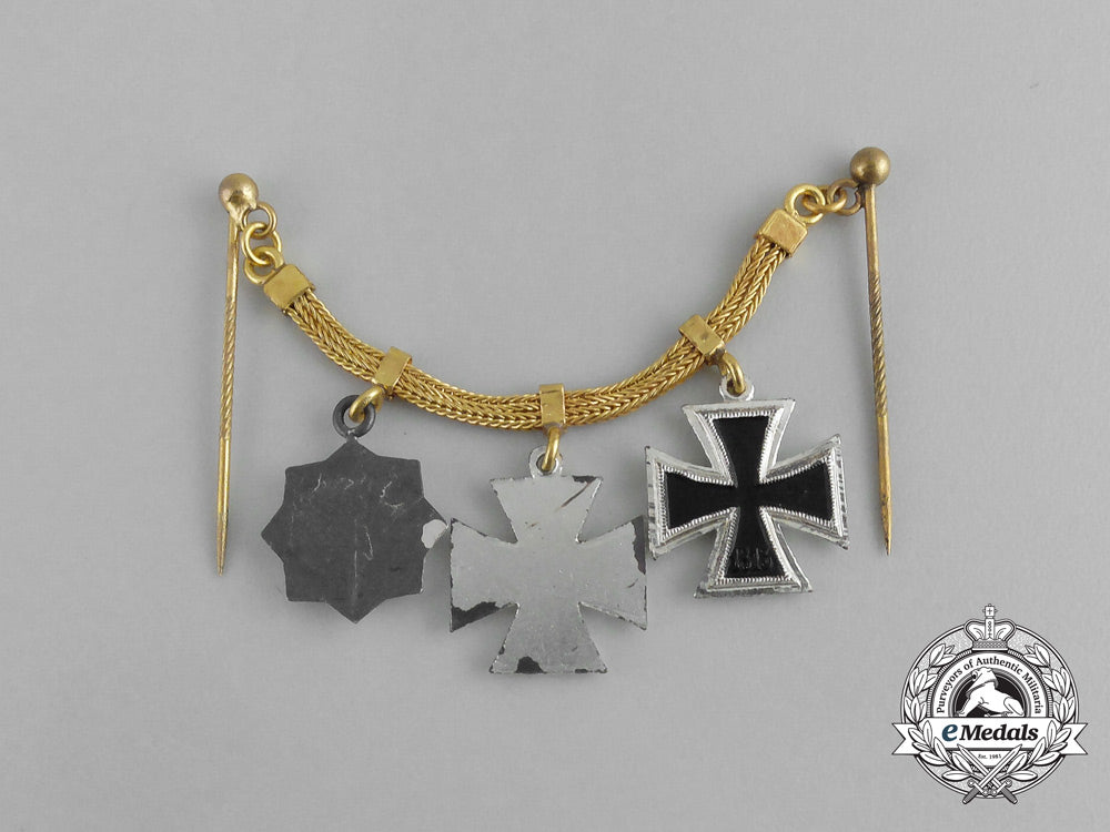 a_miniature_german_cross_award_chain;1957_version_g_136