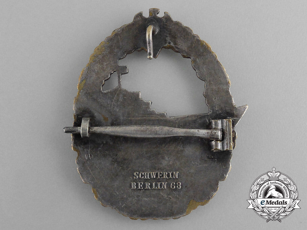 a_early_quality_manufacture_kriegsmarine_destroyer_war_badge_by_schwerin_of_berlin_g_150