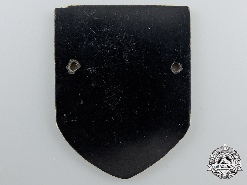 a_rare_second_war_u-_boat_crew_badge_for_u-137_g_173