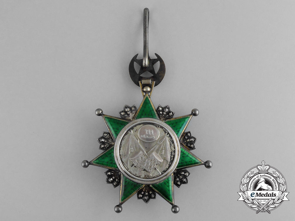 a_turkish_order_of_osmania(_osmanli),3_rd_class_commander_with_case_g_233_1