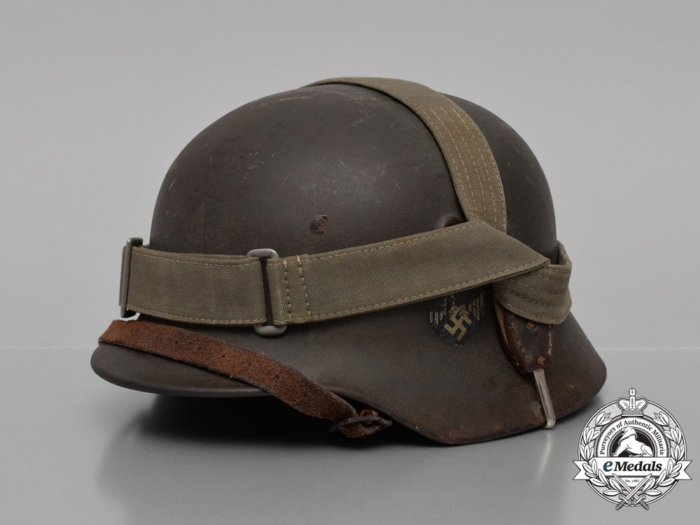 a_m40_single_decal_wehrmacht_heer(_army)_stahlhelm_with_bread_bag_strap_by_quist_g_296_2