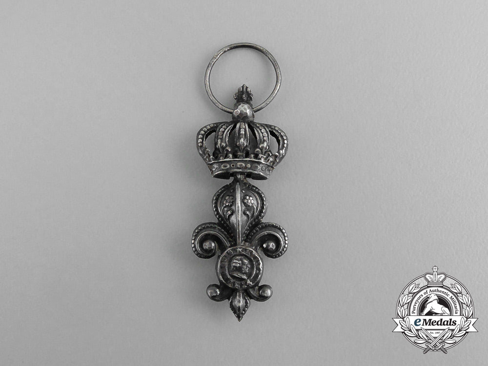 a_french_order_of_the_lily;_decoration_with_crown_and_king's_portrait_g_330_1