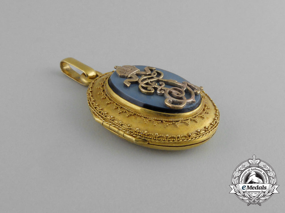 austria,_imperial._a_personal_gift_in_gold_from_emperor_franz_joseph_i,_c.1900_g_364_2_1_1_1_1_1_1