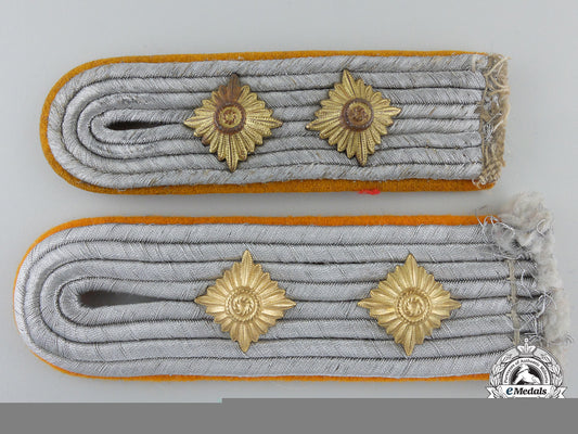 two_hauptmann_rank_luftwaffe_flight_personnel_shoulder_boards_g_378