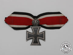 A Knight’s Cross Of The Iron Cross 1939 By Juncker With Oakleaves