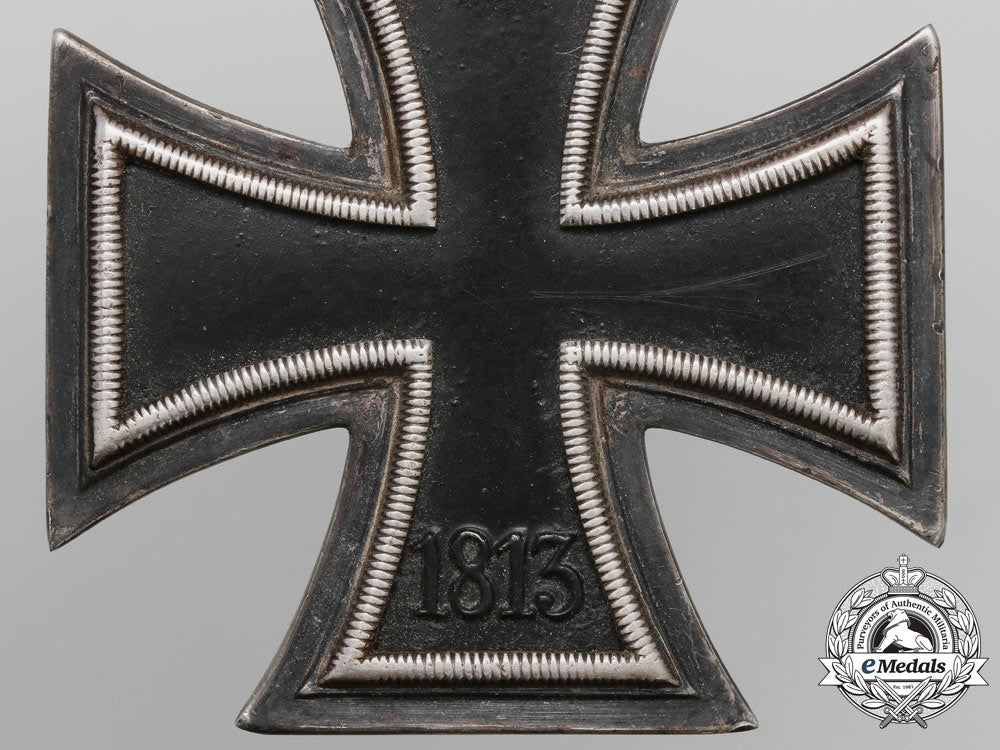 a_knight’s_cross_of_the_iron_cross1939_by_juncker_with_oakleaves_g_605_1