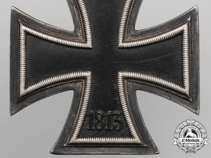 a_knight’s_cross_of_the_iron_cross1939_by_juncker_with_oakleaves_g_605_1