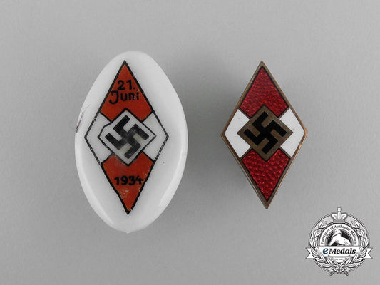 a_grouping_of_two_hj_badges_g_738_1