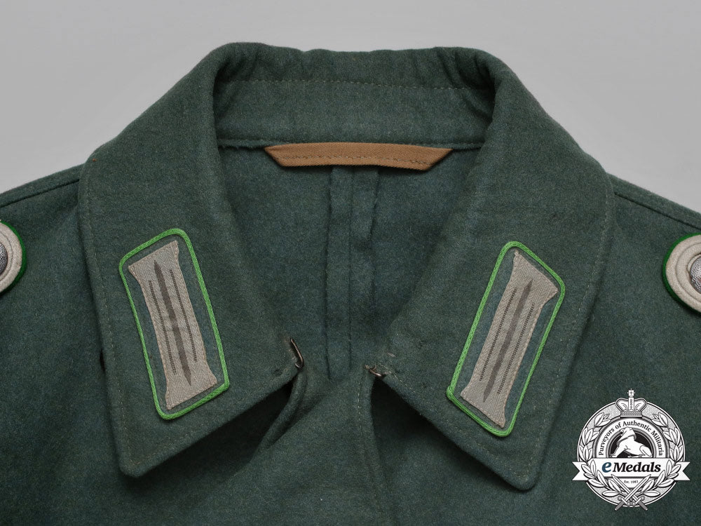 a_motorized_panzer_police_lieutenant(_leutnant)_officer's_uniform_g_788