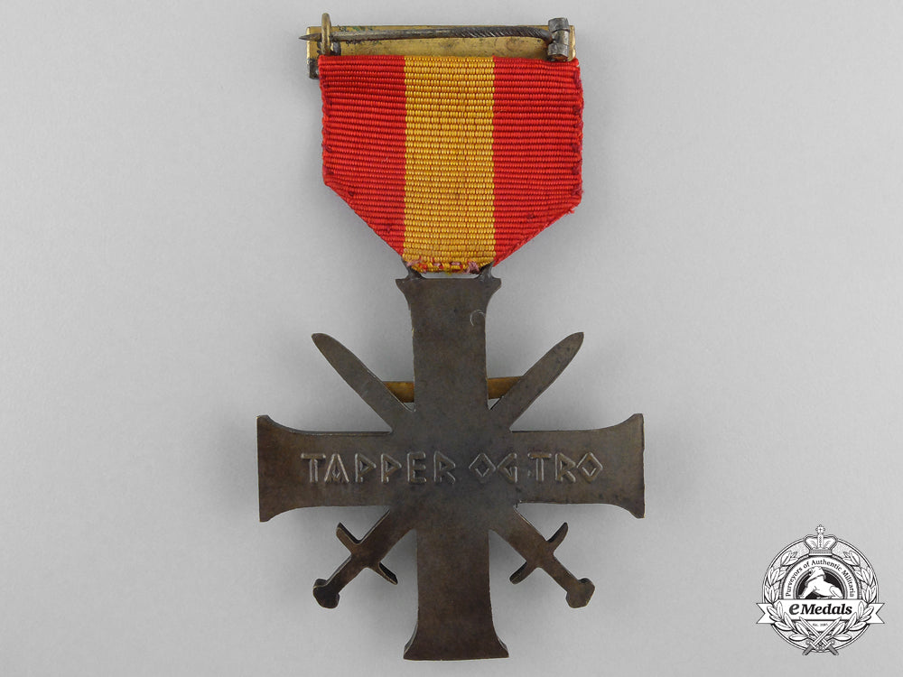 norway._an_order_for_bravery_and_loyalty(_quisling_cross),_ii_class_with_swords_g_937_1_2