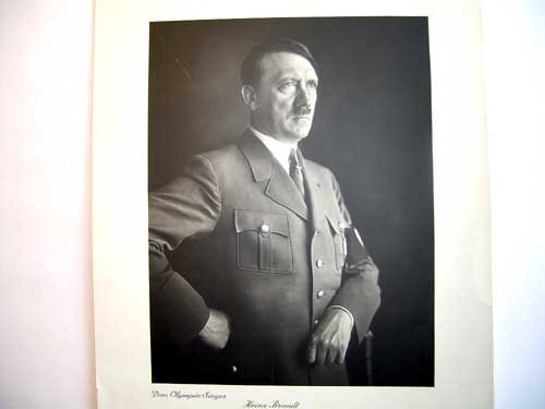 a._hitler_signature_to_olympic_games1936_winner_gd126006