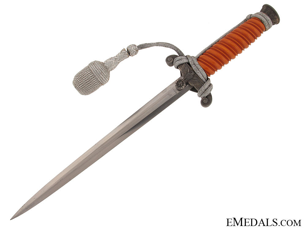 late_army_officer_dagger-_marked_wkc_gdr3850b