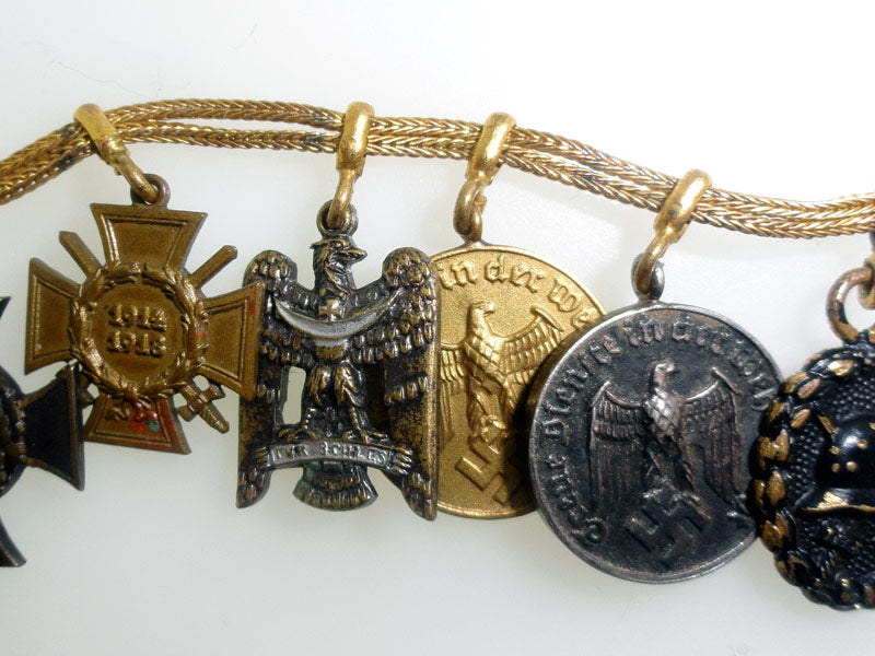 miniature_group_of_twelve_gem94004
