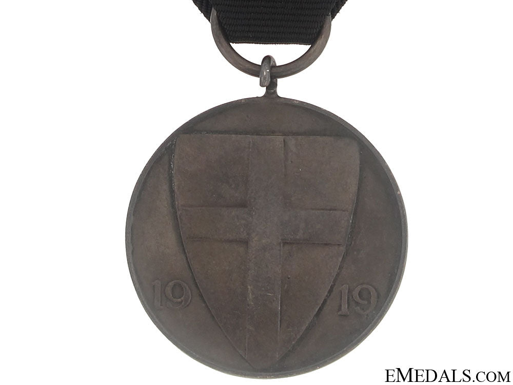 freikorps,_medal_of_the_iron_division1919_gema1180b