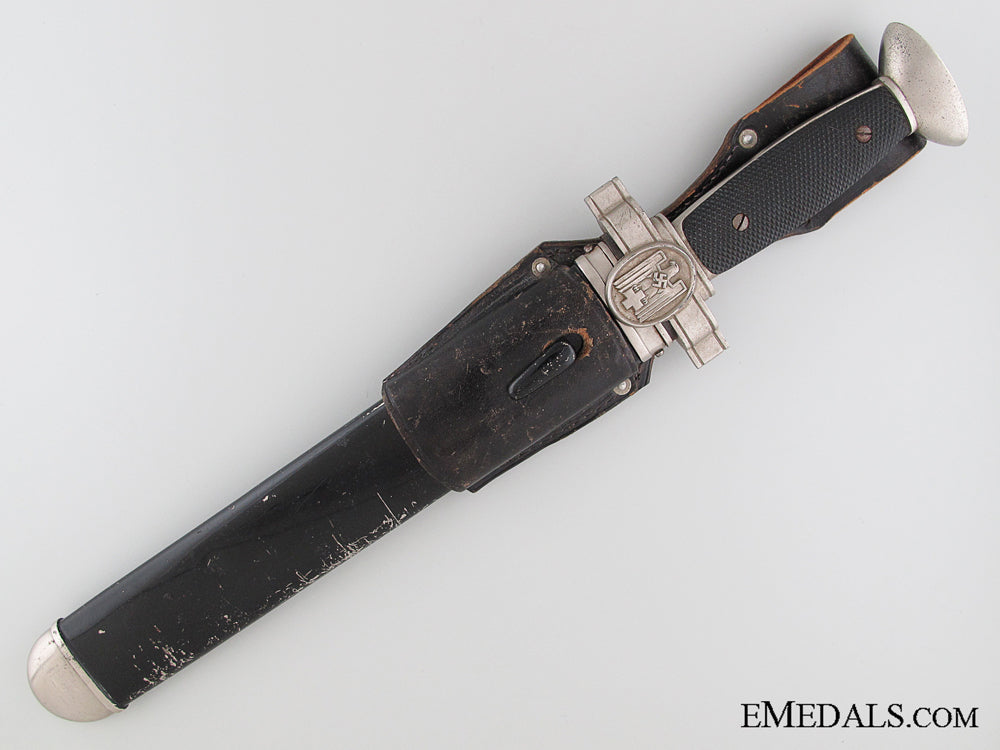 german_red_cross_drk_hewer_with_frog_german_red_cross_532761bc635db